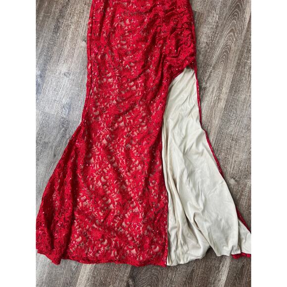 Galina Signature Dress Red Allover Lace Corset Sheath with Side Slit - Picture 6 of 9